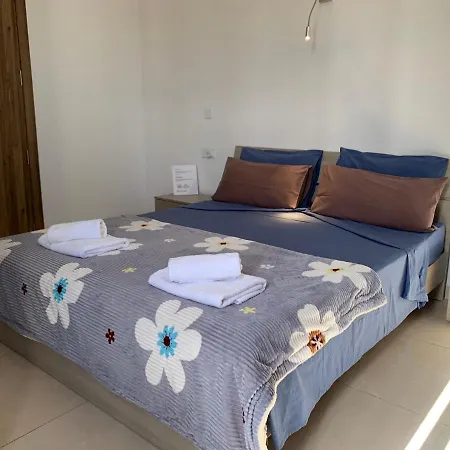 Mon-chery Bed & Breakfast