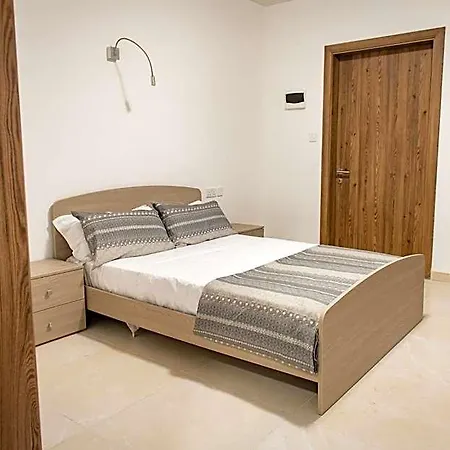 Mon-chery Bed & Breakfast San Ġwann