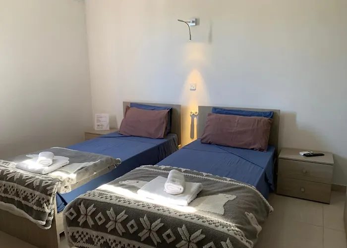 Mon-chery 4* San Ġwann